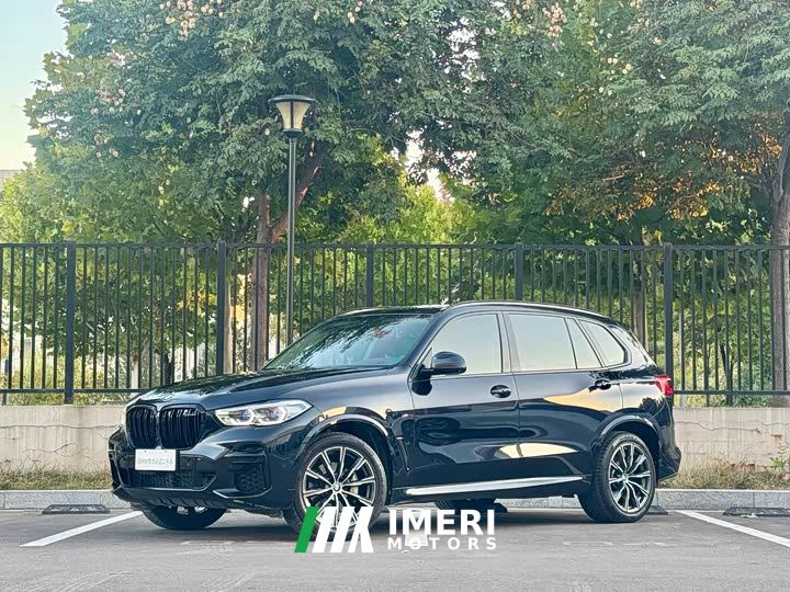 BMW X5 xDrive 30Li Luxury M Sport Package