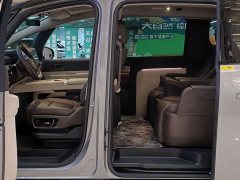 Li Auto Li Xiang MEGA Ultra - фото 16