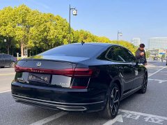 Volkswagen Passat 330TSI Starry Sky Elite - photo 9