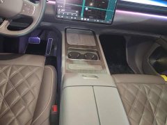NIO ES8 Six-Seat Executive Luxury Edition - фото 16
