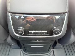 Li Auto ONE Extended Range 6-Seater - ფოტო 17