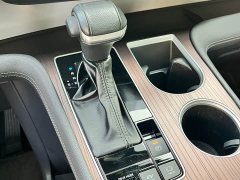 Toyota Sienna 2.5L Hybrid Luxury - ფოტო 12