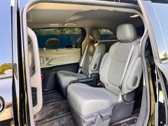 Toyota Sienna 2.5L Hybrid Luxury - ფოტო 14