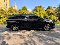 Toyota Sienna 2.5L Hybrid Luxury - ფოტო 4