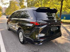 Toyota Sienna 2.5L Hybrid Luxury - ფოტო 7