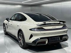 Xiaomi SU7 Four-Wheel Drive Max Edition - photo 4