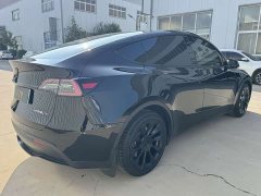 Tesla Model Y Standard Range RWD - фото 5