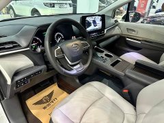 Toyota Sienna 2.5L Hybrid Comfort Edition - фото 6