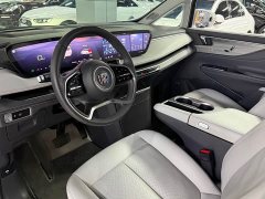Buick GL8 Luzun Respect Edition - ფოტო 9