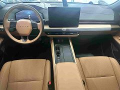 Lexus ES 300h - ფოტო 13