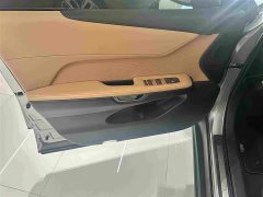 Lexus ES 300h - ფოტო 5