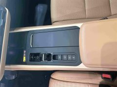 Lexus ES 300h - ფოტო 9