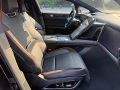 HiPhi X Founder Edition 6-Seater - ფოტო 15