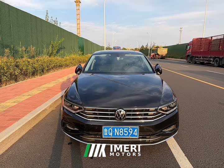 Volkswagen Magotan 330TSI DSG 30th Anniversary Edition - автомобиль из Китая