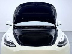 Tesla Model Y Rear-Wheel Drive - фото 13