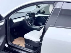 Tesla Model Y Rear-Wheel Drive - фото 9