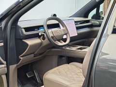 NIO ES8 Six-Seat Executive Luxury Edition - фото 4