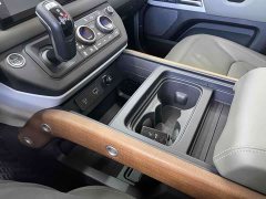 Land Rover Defender 110 P400 Dark Edition - ფოტო 13