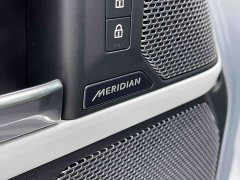 Land Rover Defender 110 P400 Dark Edition - ფოტო 18