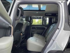 Land Rover Defender 110 P400 Dark Edition - ფოტო 20