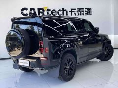 Land Rover Defender 110 P400 Dark Edition - ფოტო 4