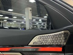 BMW 5 Series 530Li Luxury M Sport Package - ფოტო 7
