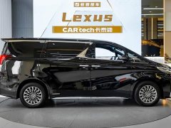 Lexus LM 300h Four-Seat Royal Edition - фото 4