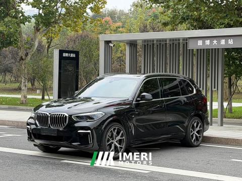 2023 BMW X5 xDrive 40Li M Sport Package