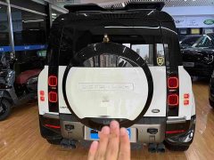 Land Rover Defender 110 3.0T P400 X-Dynamic HSE - photo 8