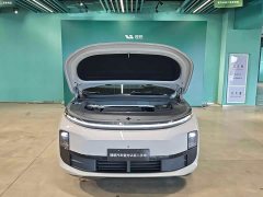 Li Auto L6 Max Smart Refresh Edition - ფოტო 5