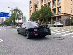 BMW 5 Series 530Li Premier M Sport Package - ფოტო 9