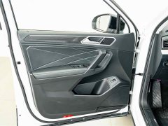 Volkswagen Tiguan L Outstanding Edition 300TSI Automatic FWD Dragon Ascendant Version - photo 16