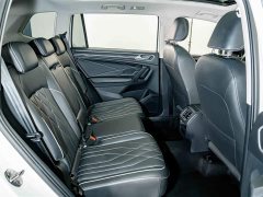 Volkswagen Tiguan L Outstanding Edition 300TSI Automatic FWD Dragon Ascendant Version - photo 20