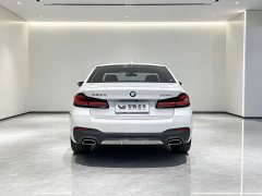 BMW 5 Series 525Li M Sport Package - фото 8