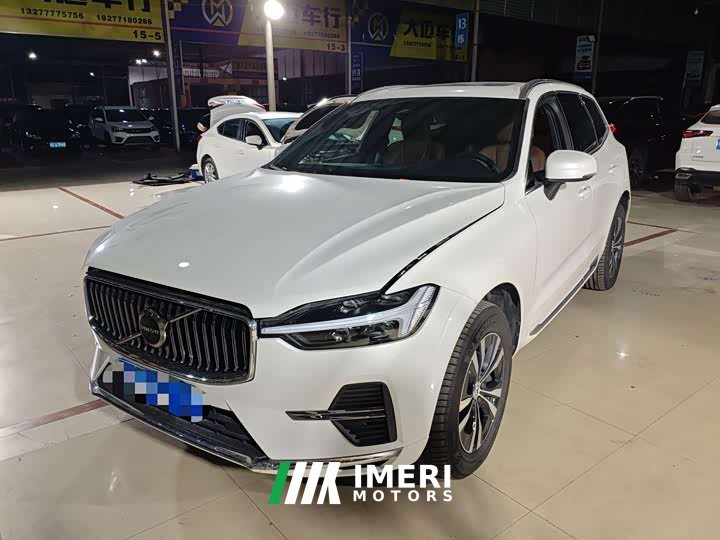 Volvo XC60 B5 AWD Smart Luxury Edition - автомобиль из Китая
