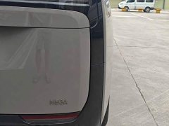 Li Auto Li Xiang MEGA Ultra - ფოტო 12