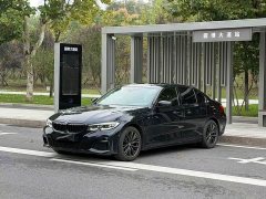 BMW 3 Series 325i M Sport Night Edition Package - фото 1