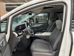 Buick GL8 Luxurious Edition Premium Trim - фото 6