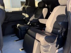 Toyota Sienna 2.5L Hybrid AWD Premium - ფოტო 11