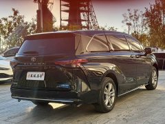 Toyota Sienna 2.5L Hybrid AWD Premium - ფოტო 5