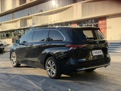 Toyota Sienna 2.5L Hybrid AWD Premium - ფოტო 7