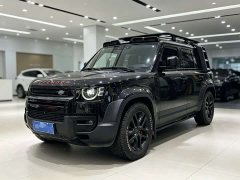 Land Rover Defender Facelift 110 3.0T P400 Dark Edition - photo 1