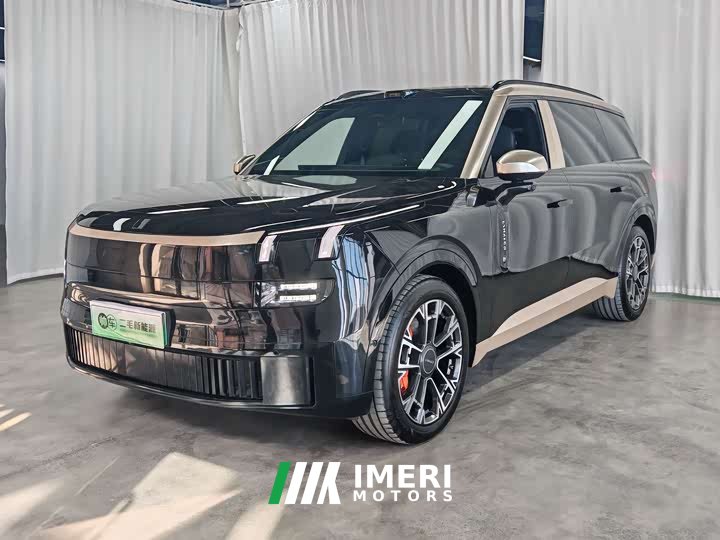 Lynk & Co 900 2.0T Ultra 6-Seater - автомобиль из Китая