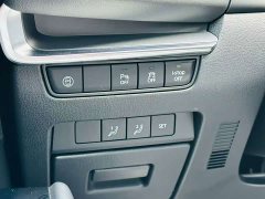 Mazda3 Axela 2.0L Automatic Premium Edition - ფოტო 9