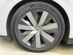 Li Auto i8 Standard Edition - фото 15