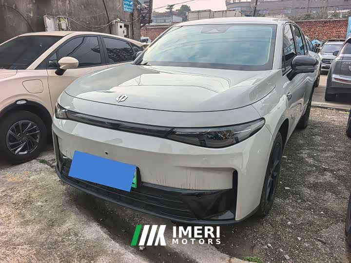 Leapmotor Leapo C10 530 Comfort Edition - автомобиль из Китая
