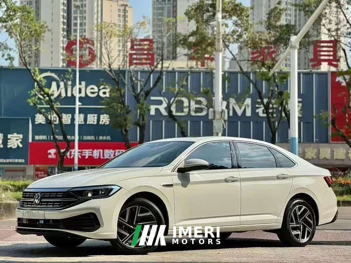 Volkswagen Sagitar 300TSI DSG Excellence Edition - car from China
