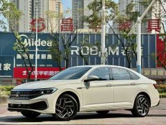 Volkswagen Sagitar 300TSI DSG Excellence Edition - photo 1