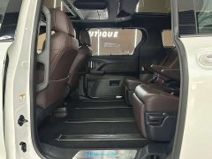 Toyota Sienna 2.5L Hybrid Platinum Edition - photo 5