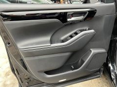 Toyota Highlander Hybrid 2.5L AWD Luxury 7-Seater - photo 7
